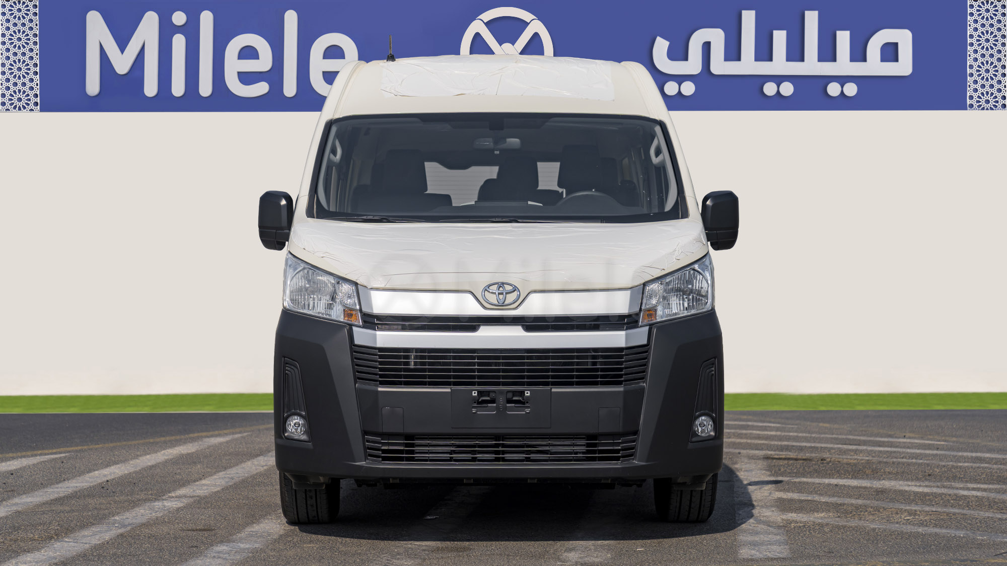 
								(LHD) TOYOTA HIACE HR 2.8D MT RWD 13 SEATER MY2026 – WHITE full									