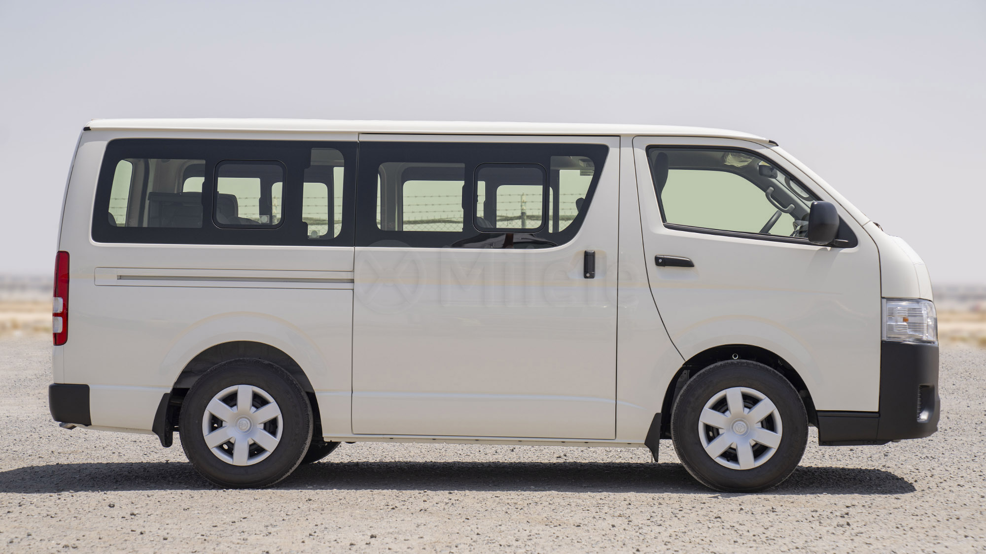 
								(LHD) TOYOTA HIACE STD 2.5D MT 15 SEATER MY2025 – WHITE full									