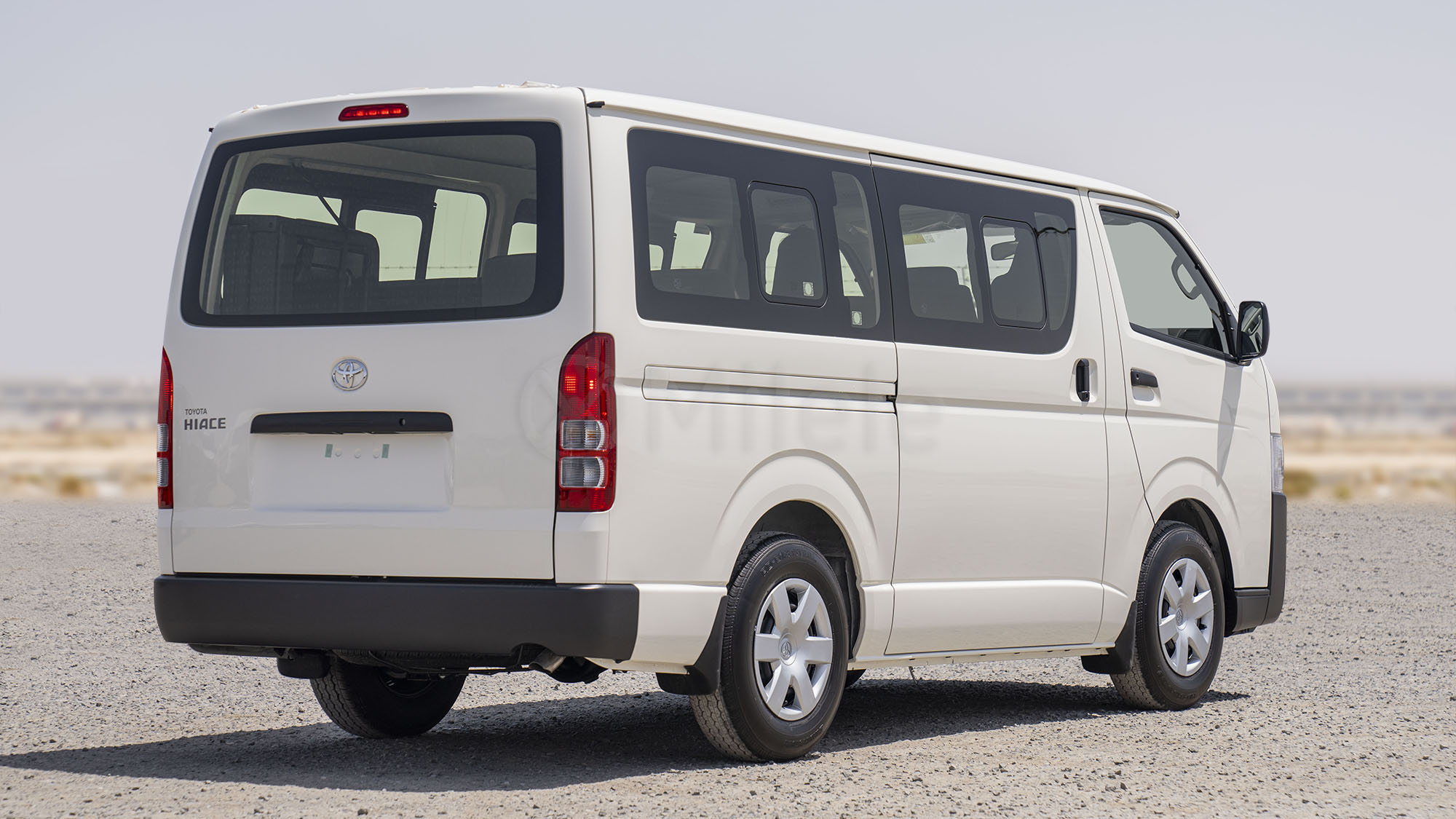 
								(LHD) TOYOTA HIACE STD 2.5D MT 15 SEATER MY2025 – WHITE full									