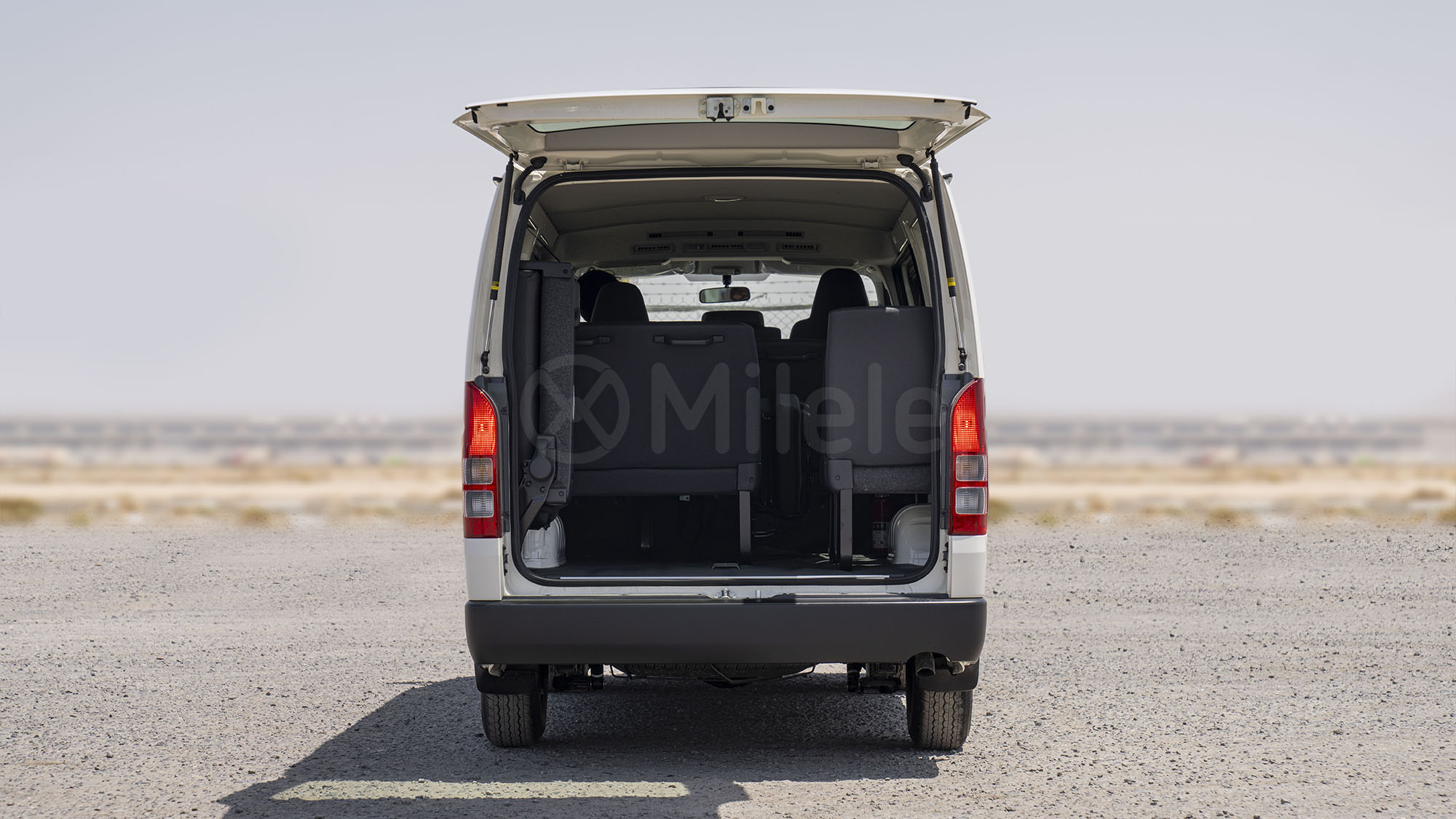 
								(LHD) TOYOTA HIACE STD 2.5D MT 15 SEATER MY2025 – WHITE full									