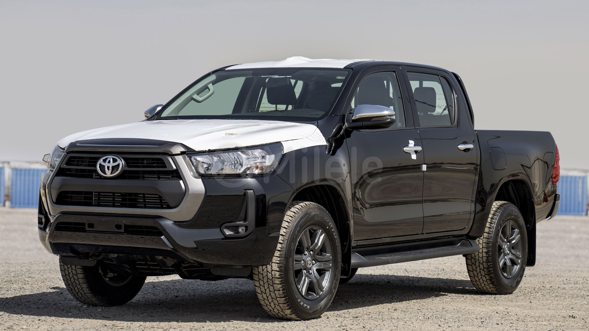 
(LHD) TOYOTA HILUX DC 2.4D AT 4X4 MY2025 – BLACK full									