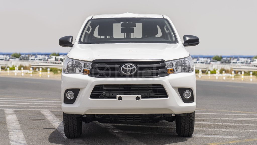 (LHD) TOYOTA HILUX DC 2.4D MT 4X4 P.WINDOW MY2025 – WHITE