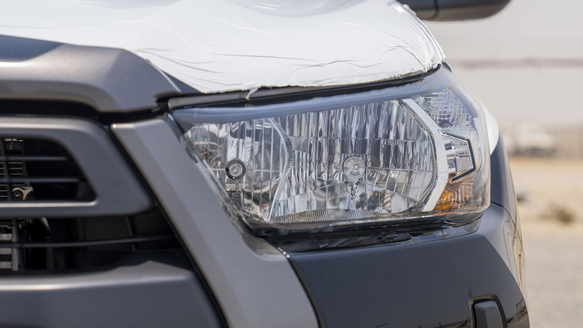 
(LHD) TOYOTA HILUX DC 2.4D MT 4X4 P.WINDOW MY2025 – ATTITUDE BLACK full									