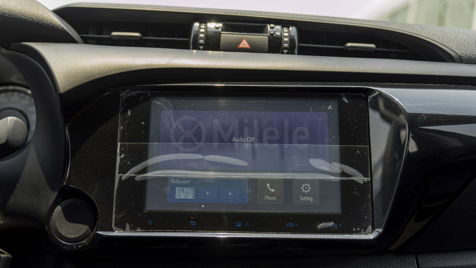 
(LHD) TOYOTA HILUX DC 2.4D MT 4X4 P.WINDOW MY2025 – ATTITUDE BLACK full									