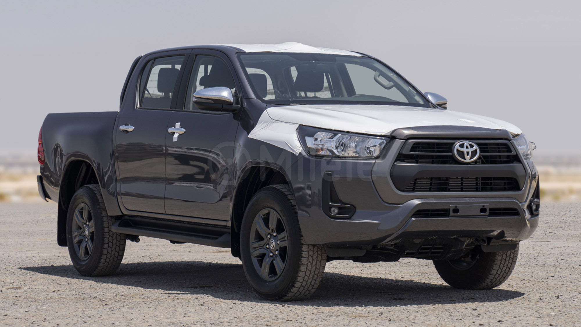
(LHD) TOYOTA HILUX DC 2.4D MT 4X4 P.WINDOW MY2025 – GREY ME. full									