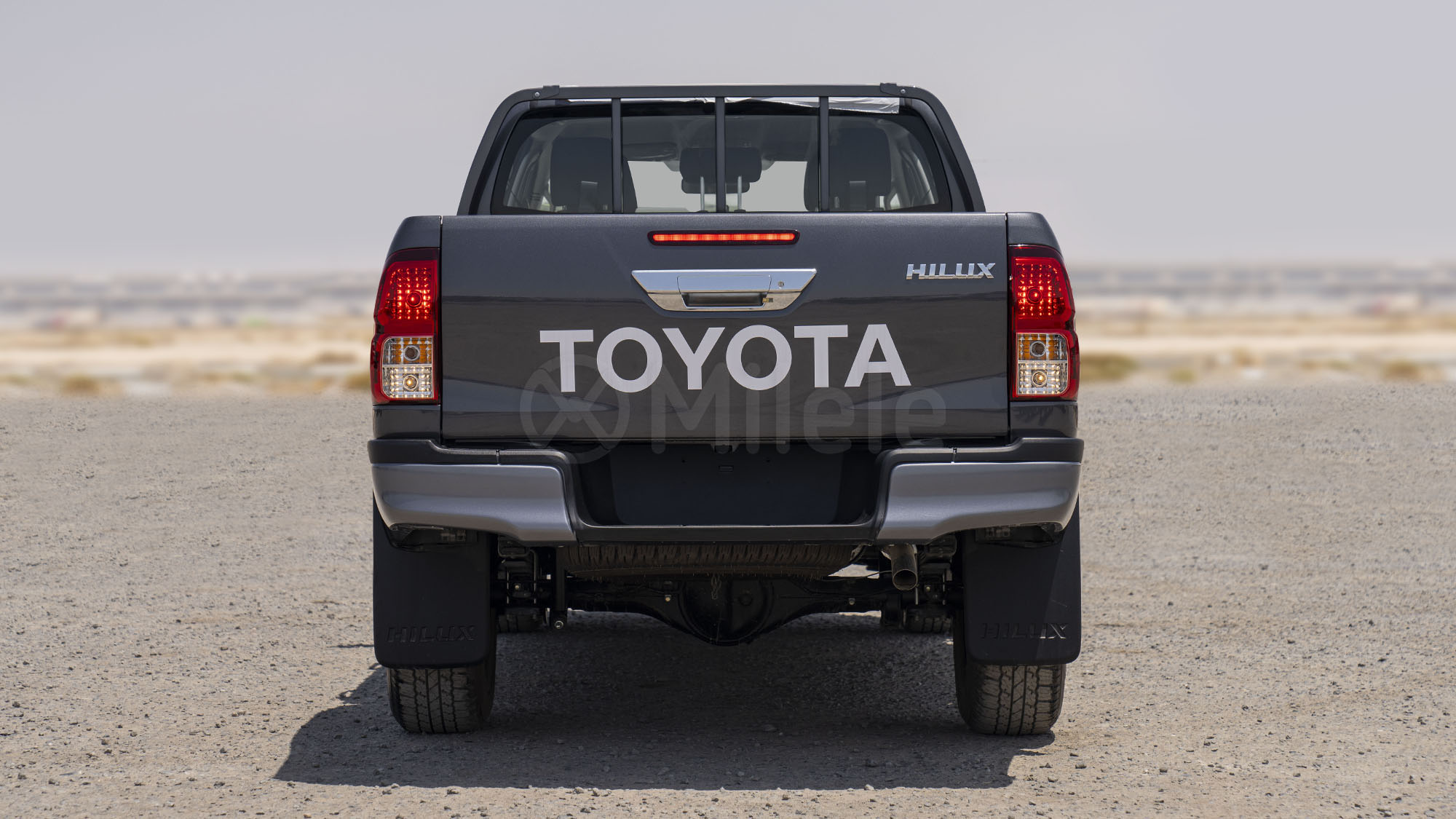 
(LHD) TOYOTA HILUX DC 2.4D MT 4X4 P.WINDOW MY2025 – GREY ME. full									