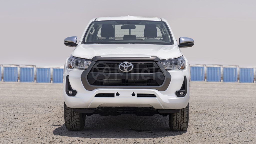 (LHD) TOYOTA HILUX DC 2.4D MT 4X4 P.WINDOW MY2025 – WHITE