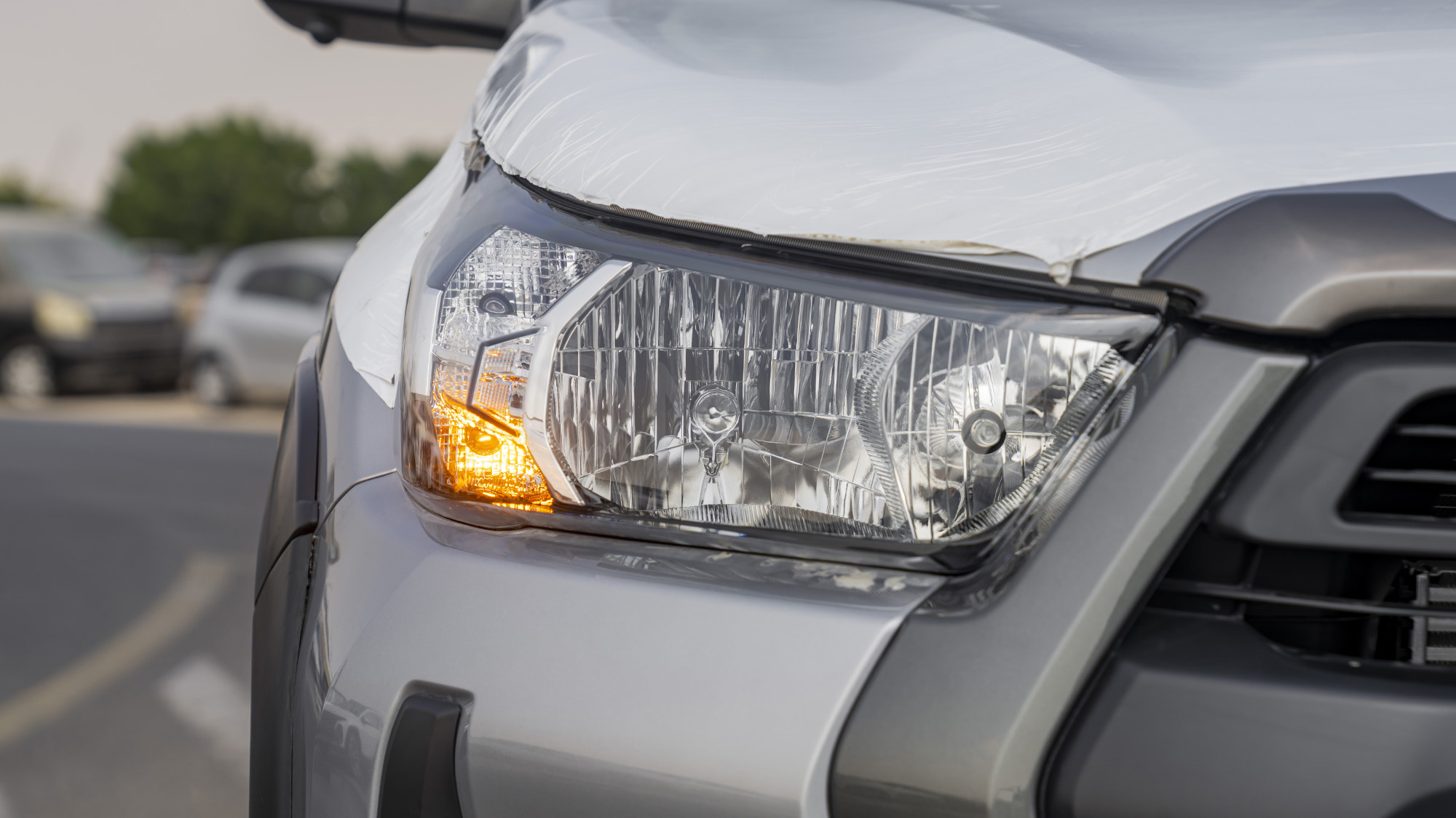 
								(LHD) TOYOTA HILUX DC 2.4D MT 4X4 P.WINDOW MY2025 – SILVER full									