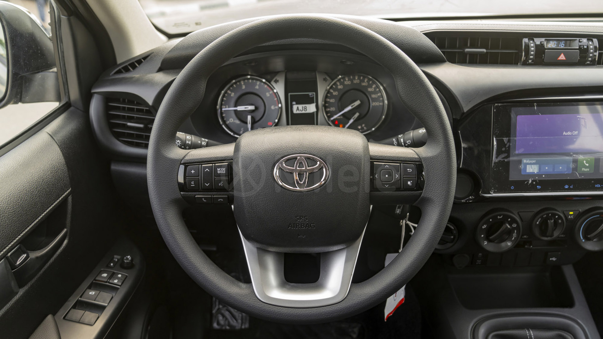 
								(LHD) TOYOTA HILUX DC 2.4D MT 4X4 P.WINDOW MY2025 – SILVER full									