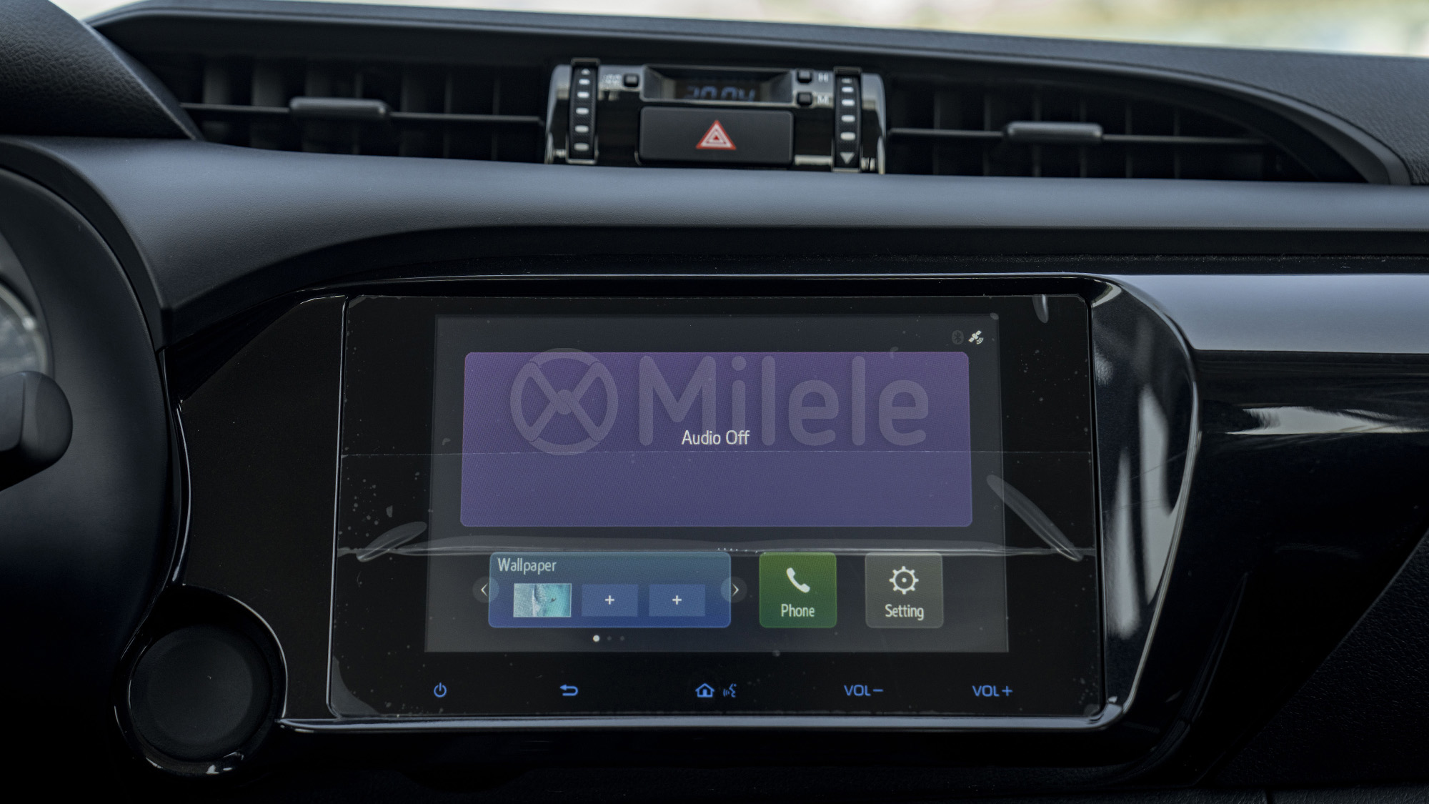 
(LHD) TOYOTA HILUX DC 2.4D AT 4X4 MY2026 – ATTITUDE BLACK full									