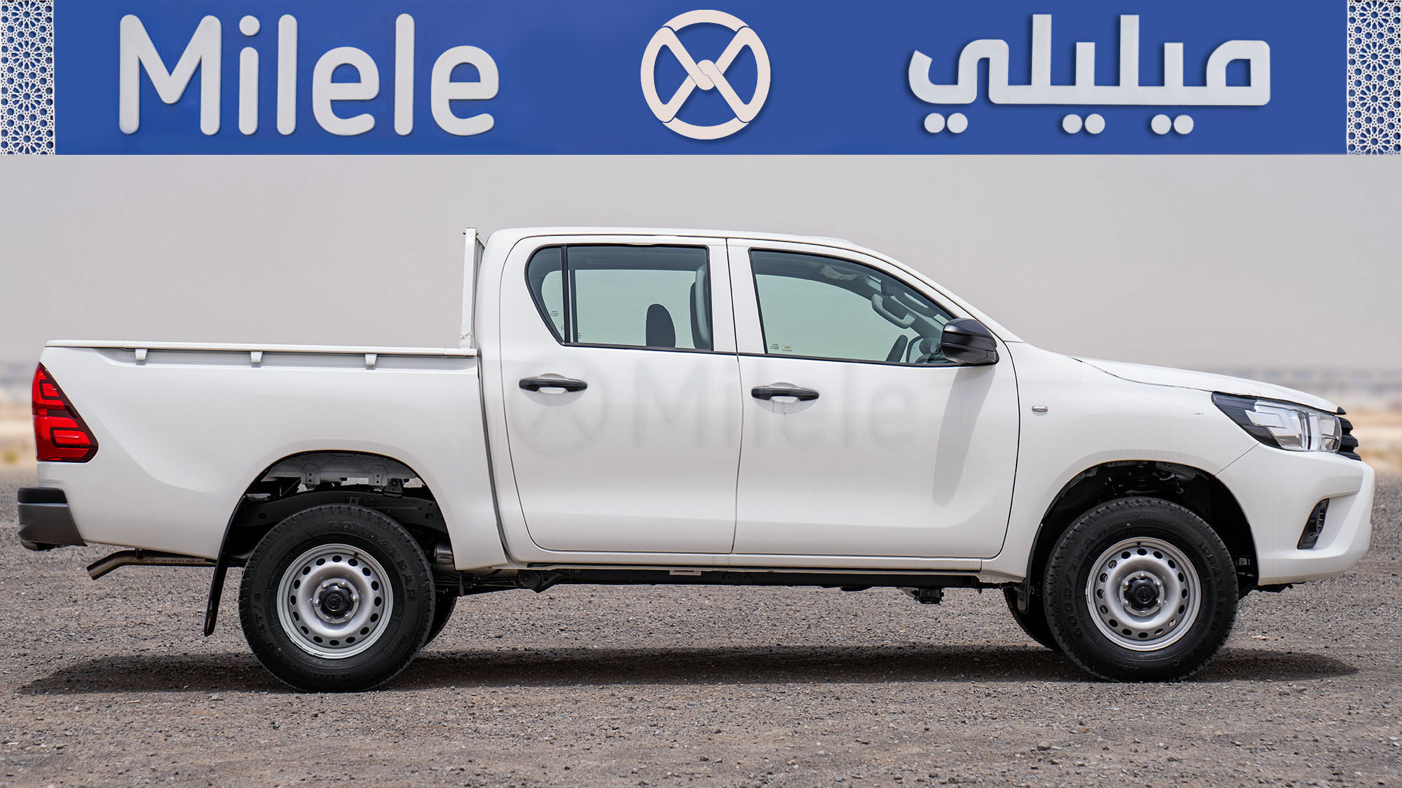 
(LHD) TOYOTA HILUX DC 2.4D MT 4X4 P.WINDOW MY2026 – SUPER WHITE full									