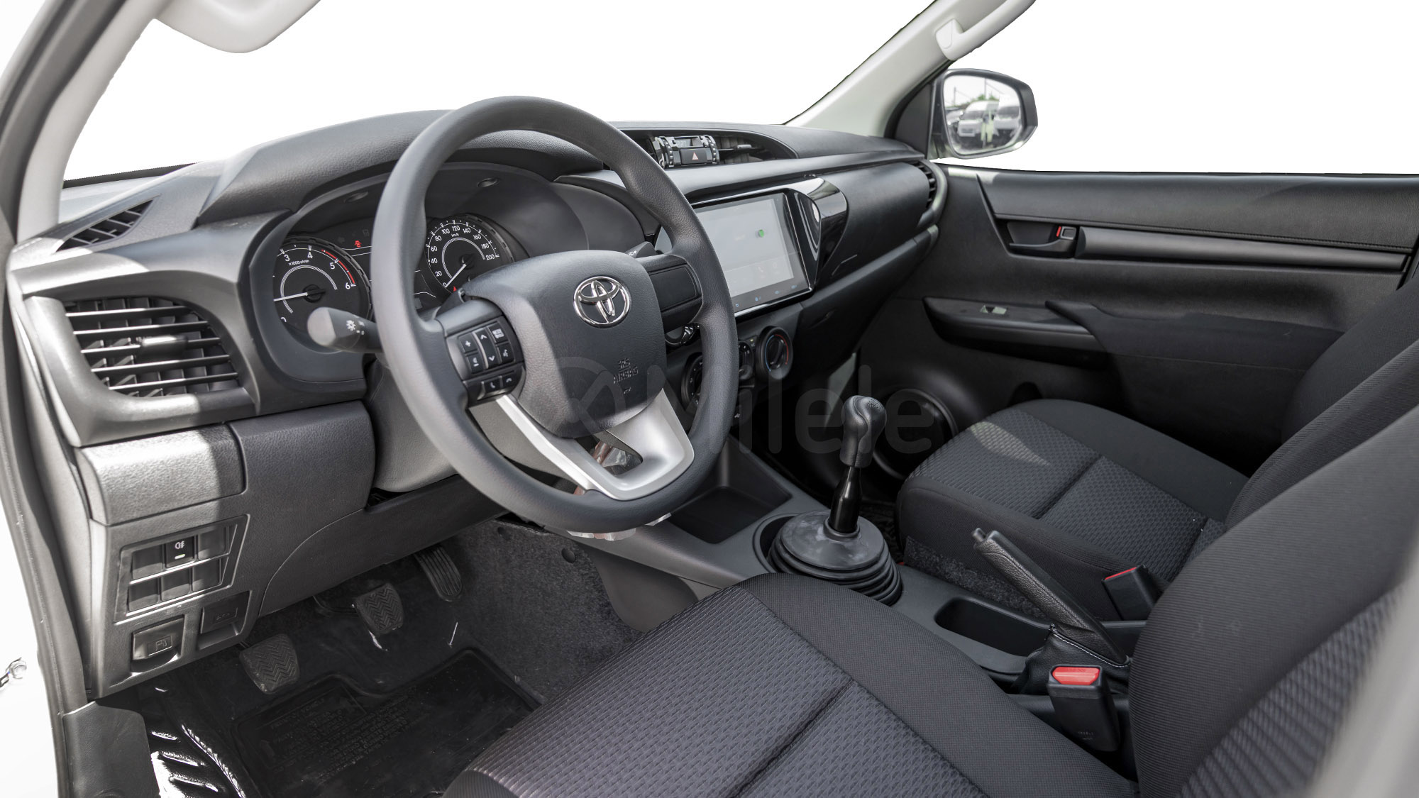
								(LHD) TOYOTA HILUX DC OFF ROAD EDITION 2.4D MT 4X4 P.WINDOW MY2026 – White full									