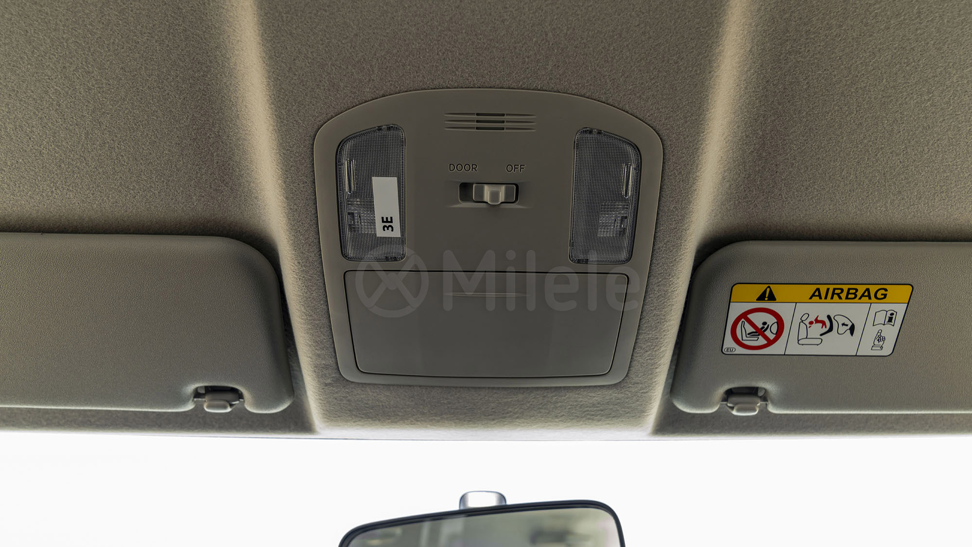 
(LHD) TOYOTA HILUX DC 2.4D MT MY2025 – WHITE full									