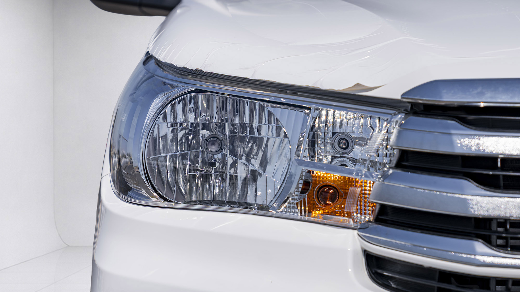 
								(LHD) TOYOTA HILUX DC GL2 D4-D 2.4D MT 4X4 MY2026 – WHITE full									