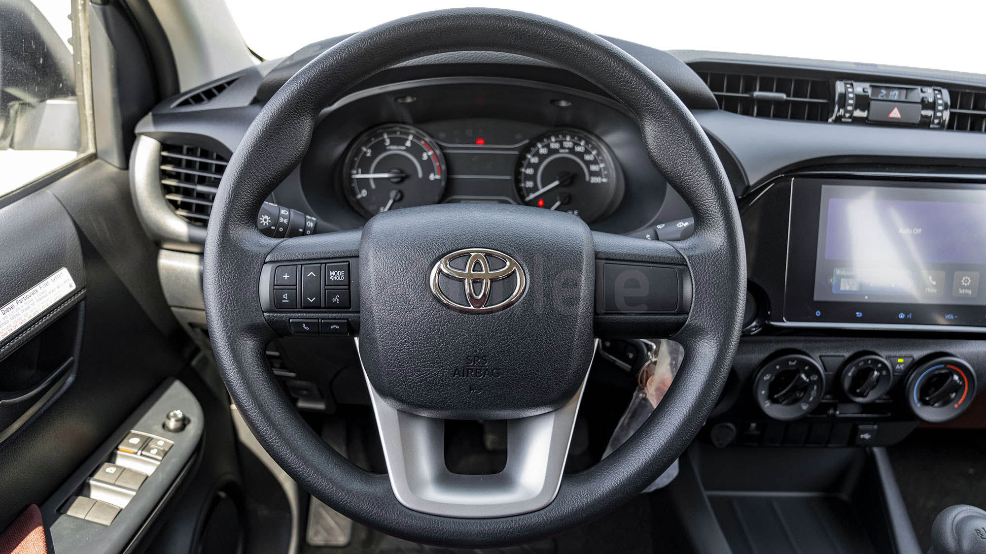 
								(LHD) TOYOTA HILUX DC GL2 D4-D 2.4D MT 4X4 MY2026 – WHITE full									
