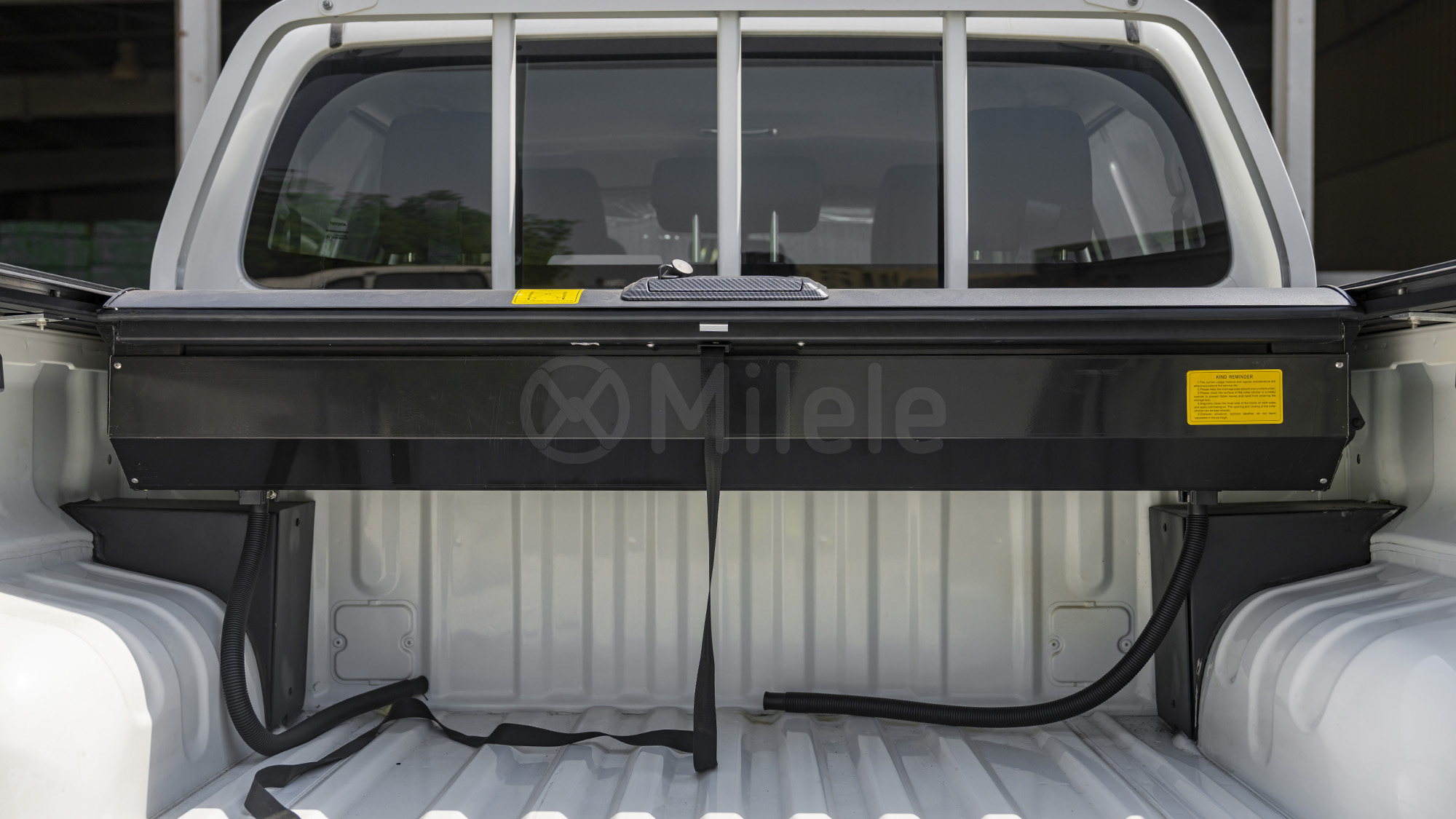 
								(LHD) TOYOTA HILUX DC 2.7P AT 4X4 MY2025 – WHITE full									