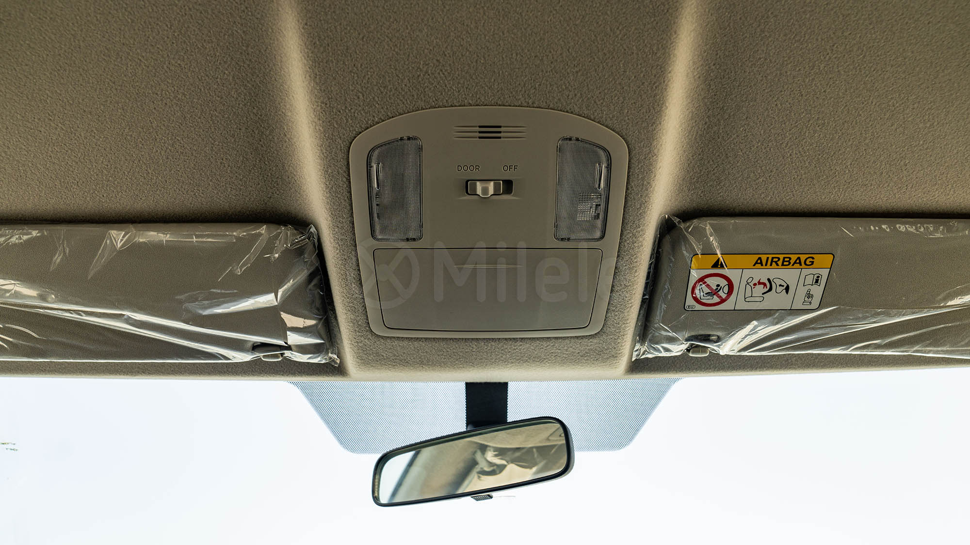 
								(LHD) TOYOTA HILUX DC 2.7P AT 4X4 MY2025 – WHITE full									