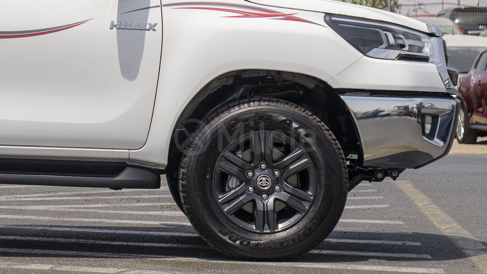 
(LHD) TOYOTA HILUX DC 2.7P MT 4X4 P.WINDOW MY2025 – WHITE full									