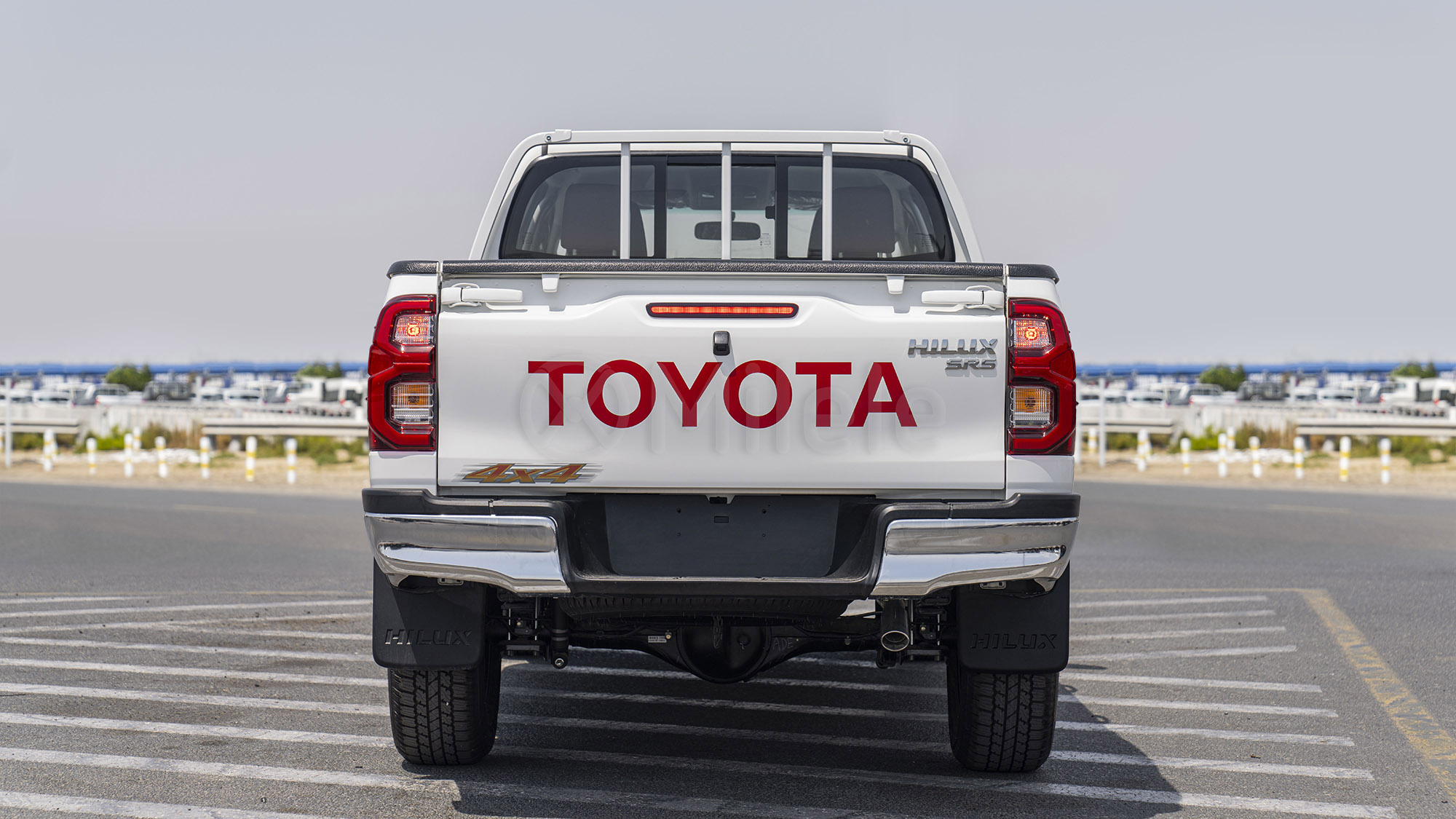 
(LHD) TOYOTA HILUX DC 2.7P MT 4X4 P.WINDOW MY2025 – WHITE full									