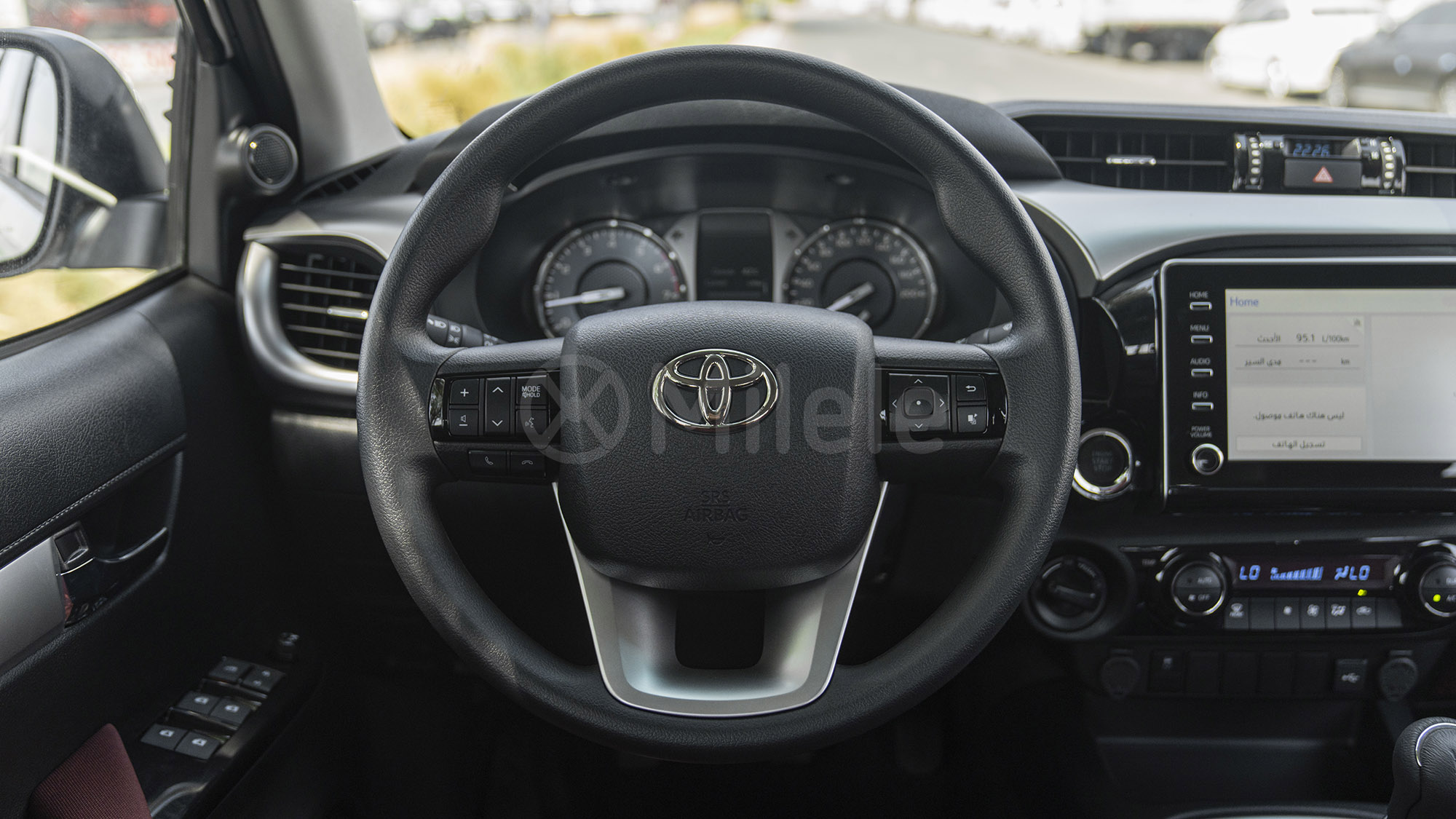 
(LHD) TOYOTA HILUX DC 2.7P MT 4X4 P.WINDOW MY2025 – WHITE full									