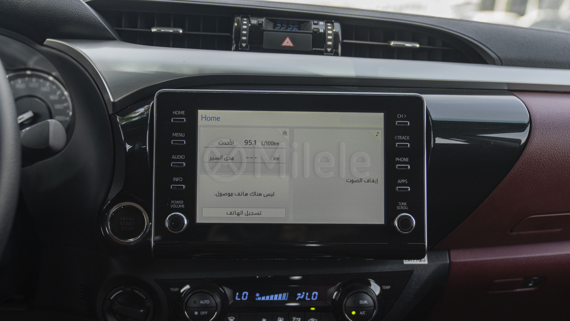 
(LHD) TOYOTA HILUX DC 2.7P MT 4X4 P.WINDOW MY2025 – WHITE full									