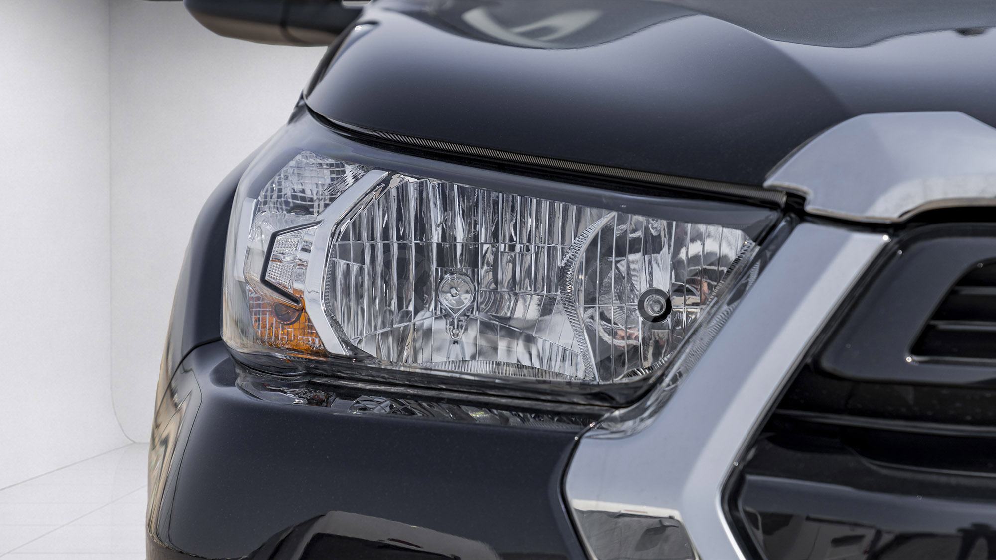 
								(LHD) TOYOTA HILUX DC 2.7P AT 4WD MY2026 – BLACK full									