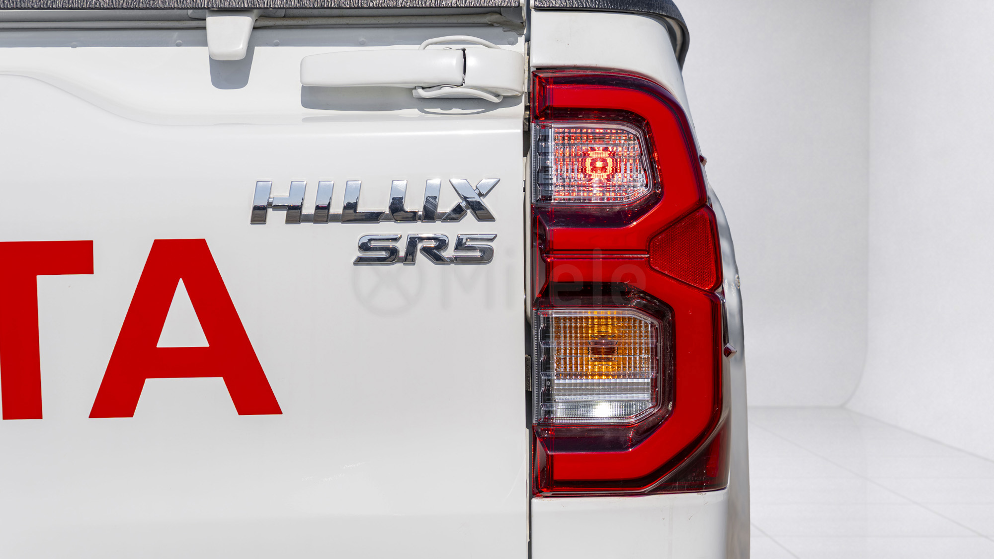 
								(LHD) TOYOTA HILUX DC 2.7P AT 4WD MY2026 – White full									