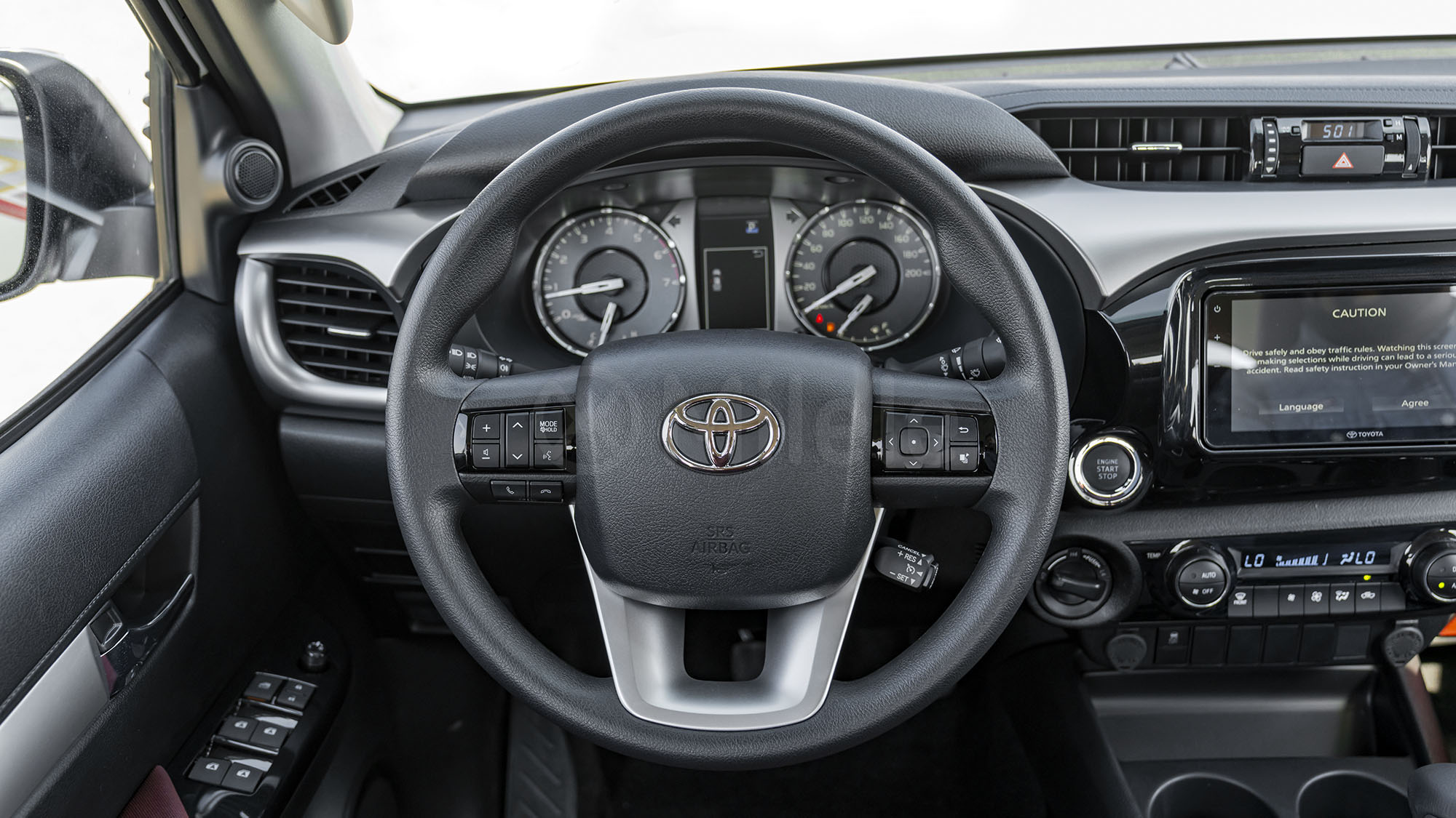 
								(LHD) TOYOTA HILUX DC 2.7P AT 4WD MY2026 – White full									