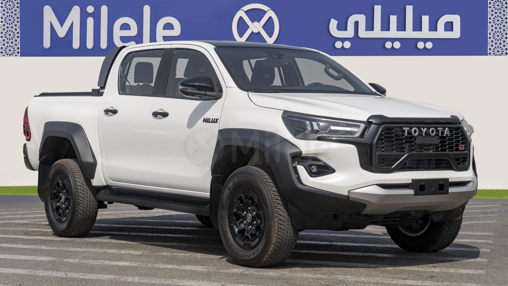 
(LHD) TOYOTA HILUX DC GR SPORT 2.8D AT 4X4 MY2025 – WHITE full									