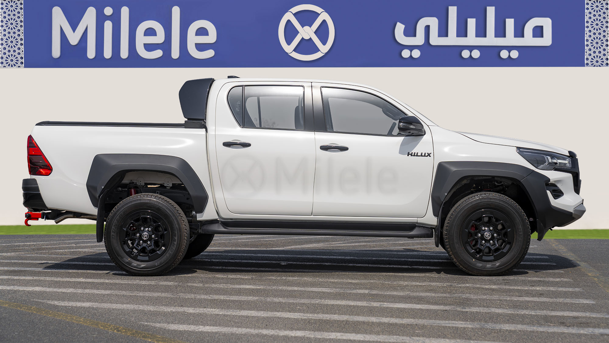 
(LHD) TOYOTA HILUX DC GR SPORT 2.8D AT 4X4 MY2025 – WHITE full									