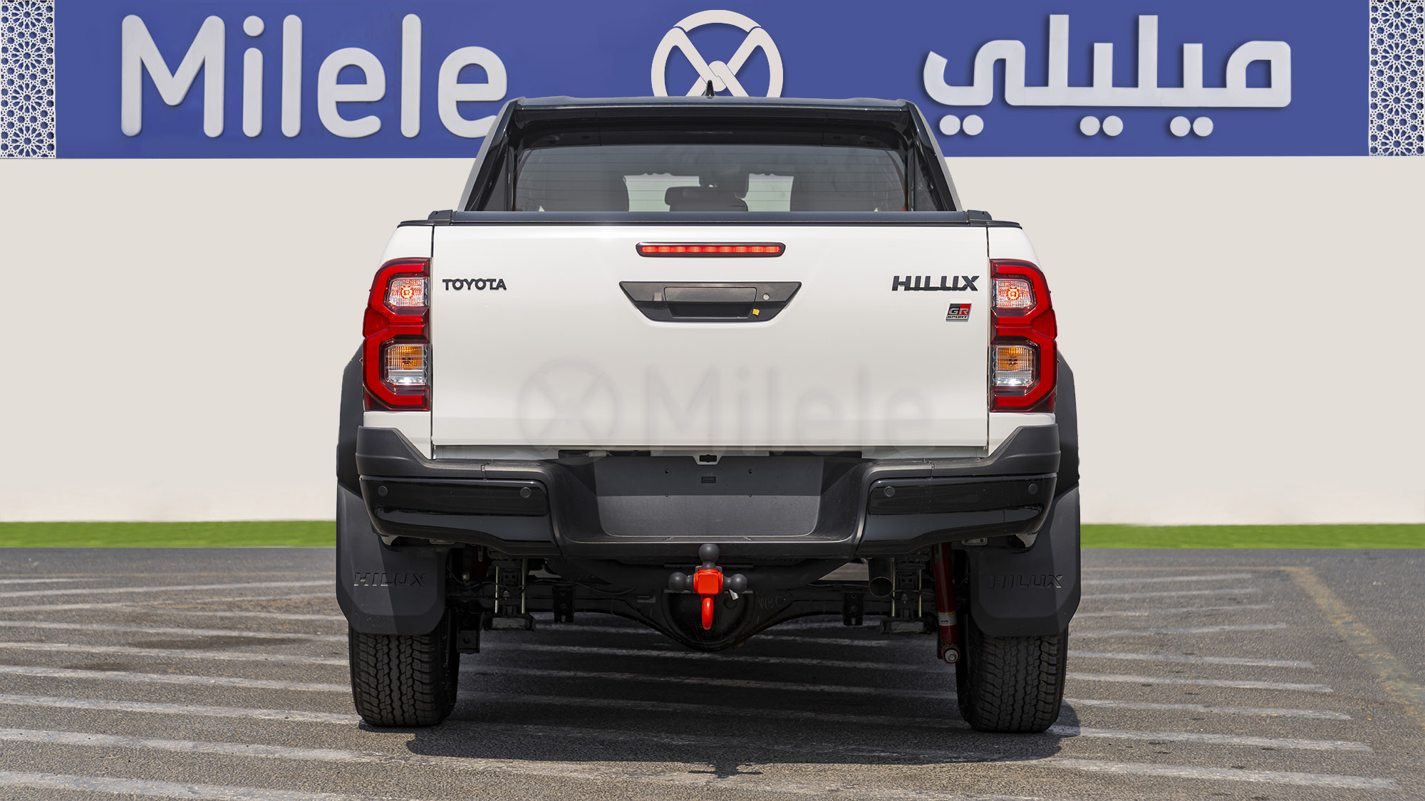 
(LHD) TOYOTA HILUX DC GR SPORT 2.8D AT 4X4 MY2025 – WHITE full									