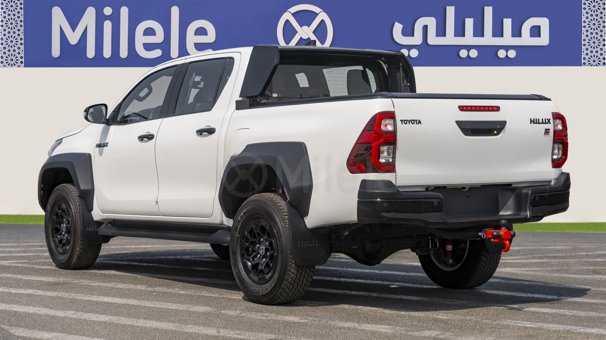 
(LHD) TOYOTA HILUX DC GR SPORT 2.8D AT 4X4 MY2025 – WHITE full									
