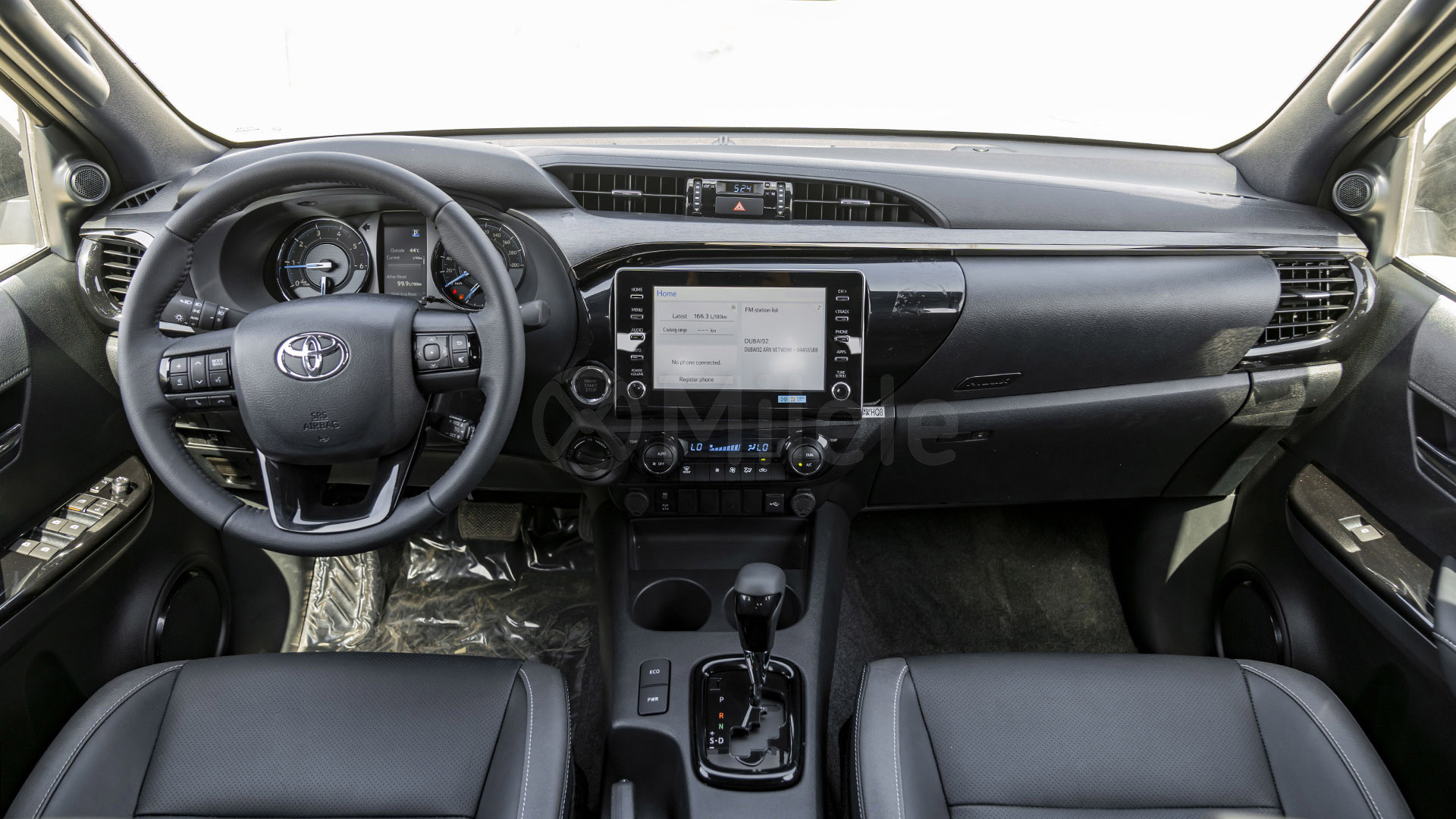 
(LHD) TOYOTA HILUX DC ADVENTURE 2.8D AT 4X4 MY2026 – GREY full									