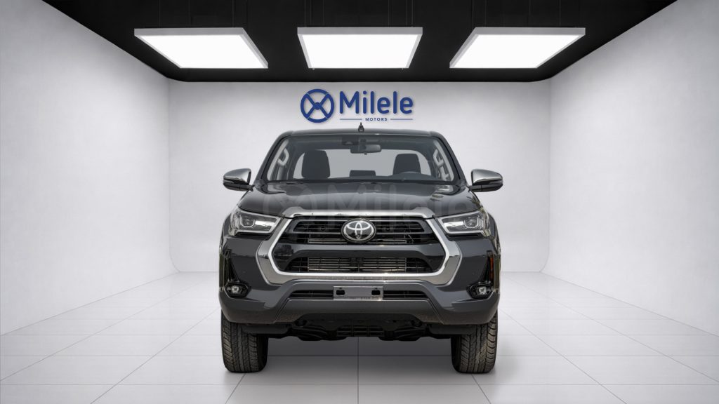 (LHD) TOYOTA HILUX DC DIESEL 2.8M HEV AT 4WD MY2026 – GREY