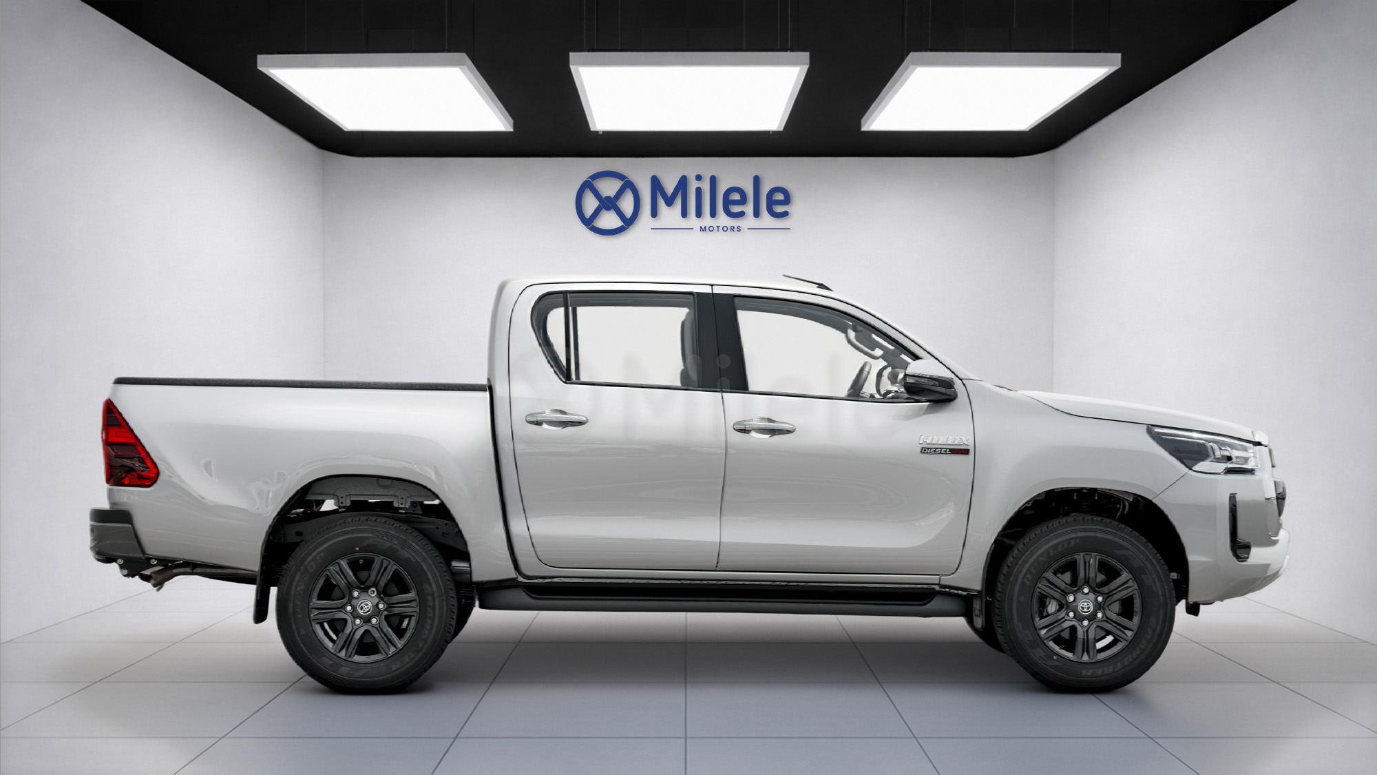 
								(LHD) TOYOTA HILUX DC DIESEL 2.8M HEV AT 4WD MY2026 – SILVER full									