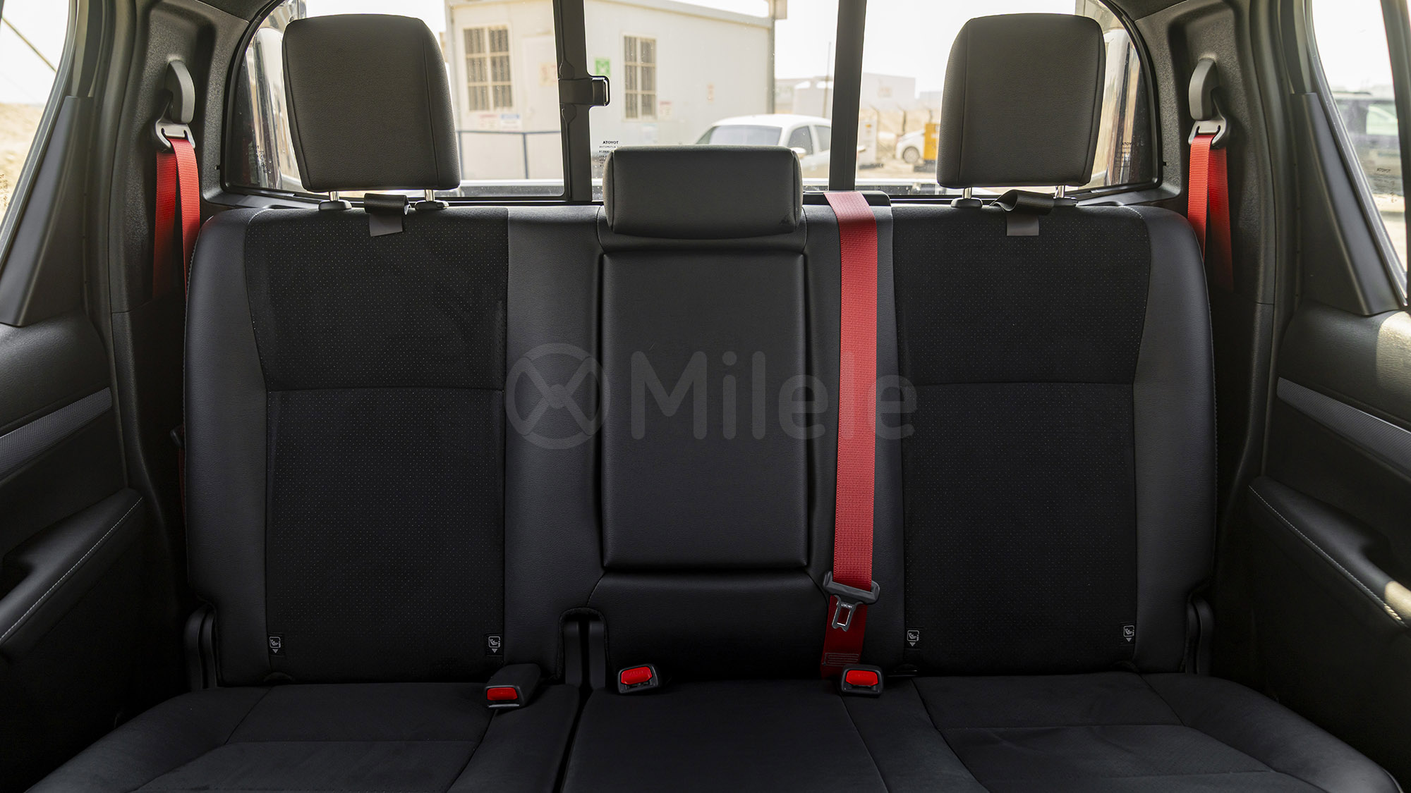 
								(LHD) TOYOTA HILUX DC GR SPORT 4.0P AT 4X4 MY2025 – WHITE full									