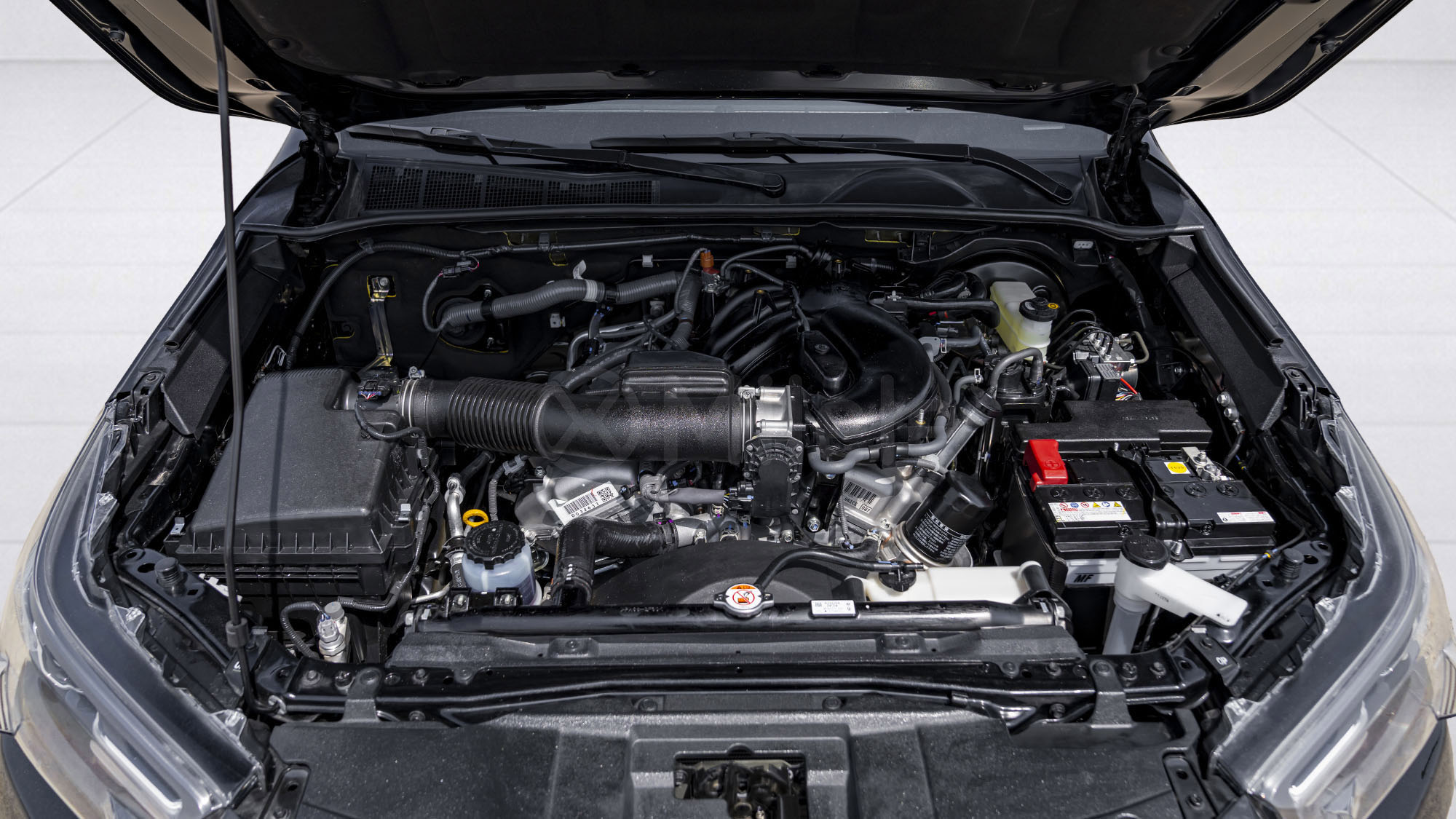 
								(LHD) TOYOTA HILUX DC ADVENTURE 4.0P AT 4X4 MY2026 – BLACK full									