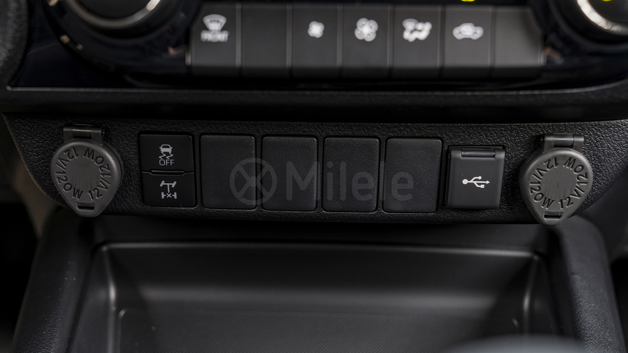 
								(LHD) TOYOTA HILUX DC ADVENTURE 4.0P AT 4X4 MY2026 – BLACK full									