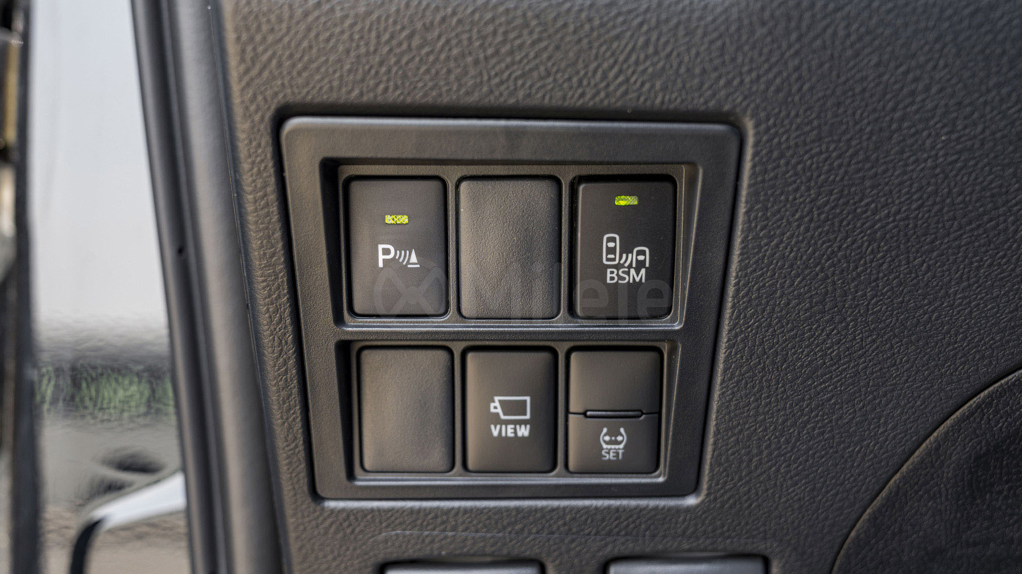 
								(LHD) TOYOTA HILUX DC ADVENTURE 4.0P AT 4X4 MY2026 – BLACK full									