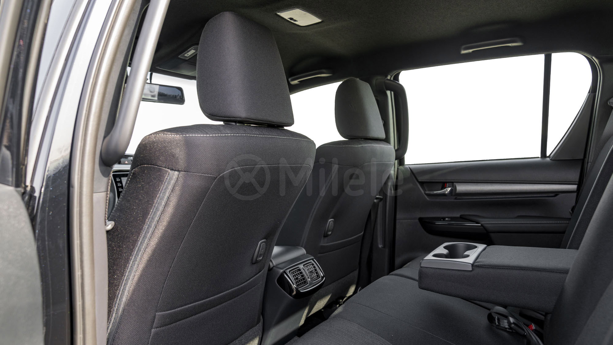 
								(LHD) TOYOTA HILUX DC ADVENTURE 4.0P AT 4X4 MY2026 – BLACK full									