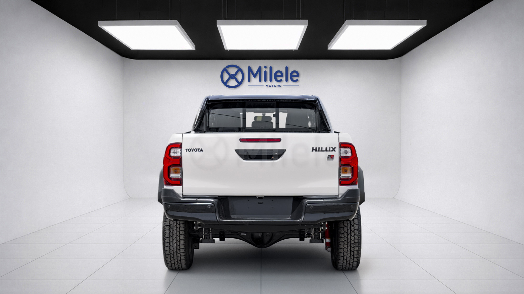 
(LHD) TOYOTA HILUX GRS 4.0P AT MY2026 – WHITE full									