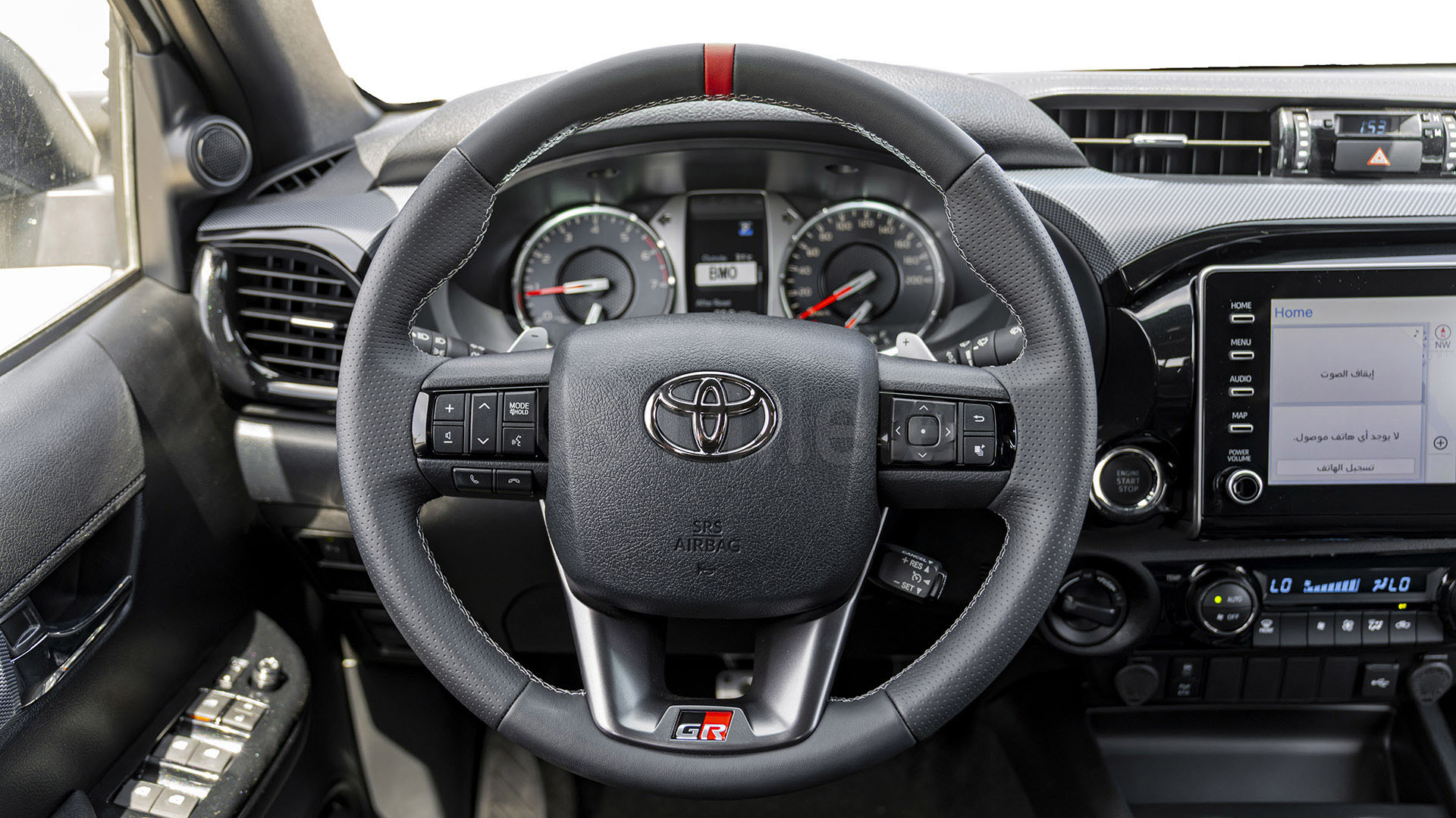 
(LHD) TOYOTA HILUX GRS 4.0P AT MY2026 – WHITE full									