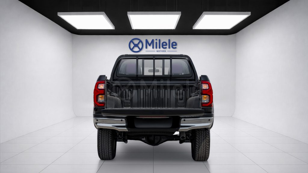 (LHD) TOYOTA HILUX TRD 4.0P AT MY2026 – Black