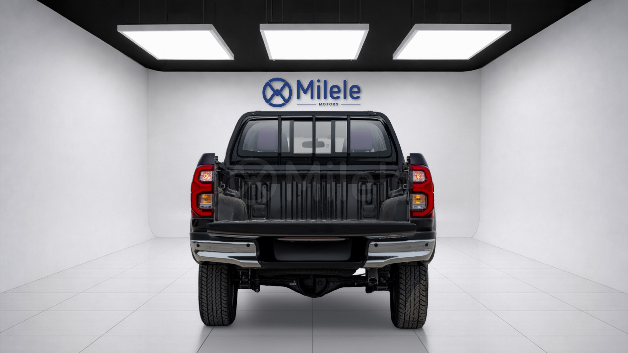 
(LHD) TOYOTA HILUX TRD 4.0P AT MY2026 – Black full									