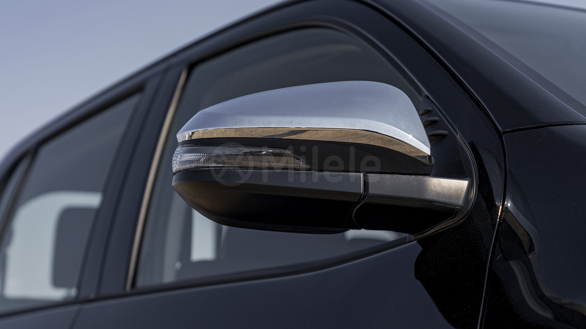 
(LHD) TOYOTA HILUX TRD 4.0P AT MY2026 – Black full									