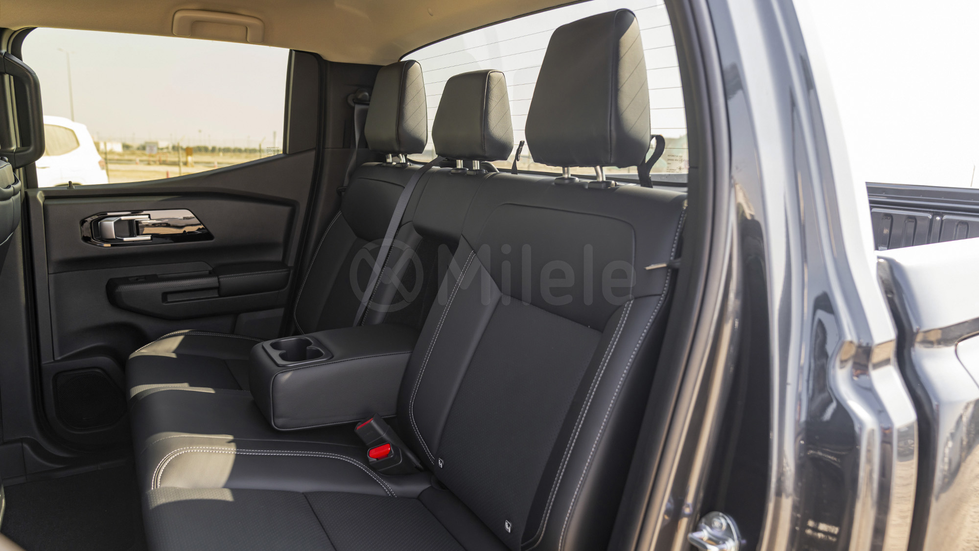 
								(LHD) MITSUBISHI L200 SPORTERO DC CHROME EDITION 2.4D AT 4WD MY2026 – GREY full									
