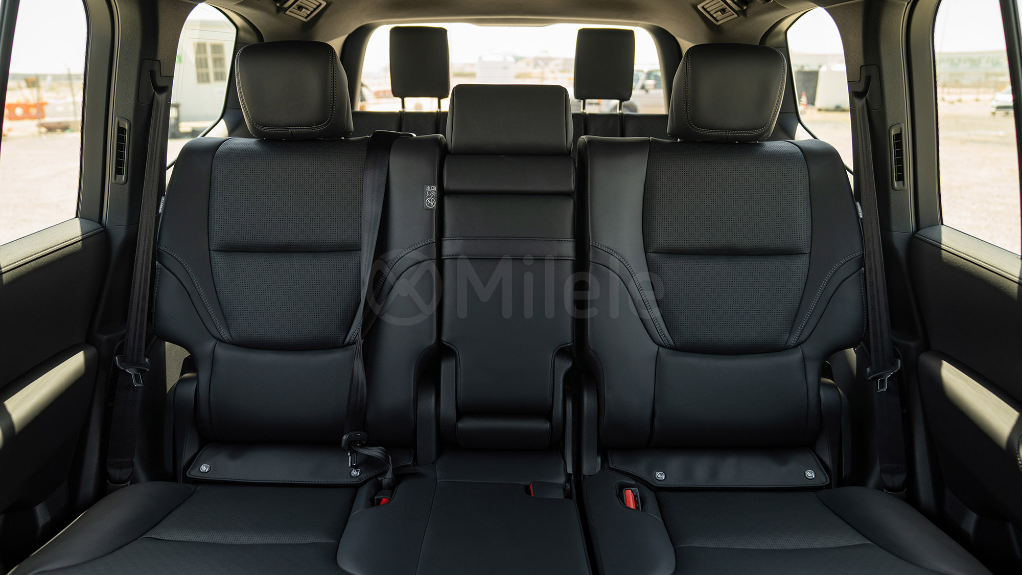 
								(LHD) TOYOTA LC300 VX 3.3D AT AWD MY2025 – GREY full									