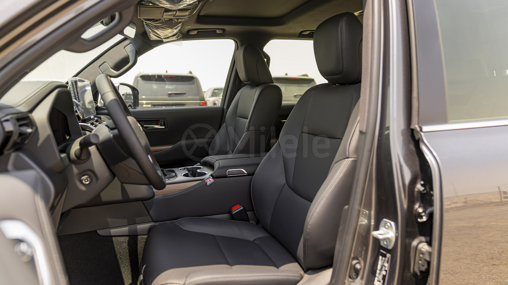 
								(LHD) TOYOTA LC300 VX 3.3D AT AWD MY2025 – GREY full									