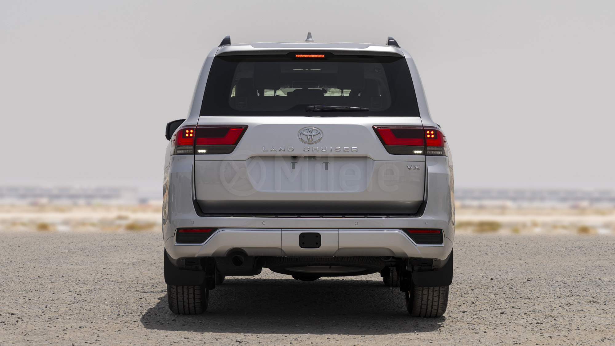 
								(LHD) TOYOTA LC300 VX 3.3D AT AWD MY2025 – SILVER full									