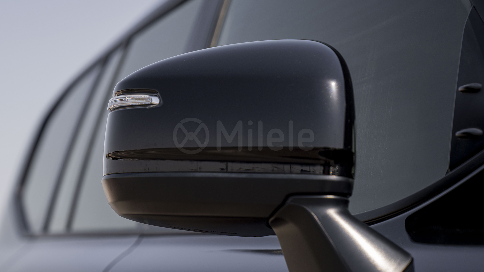 
(LHD) TOYOTA LC300 GXR 3.3D AT MY2025 – BLACK full									